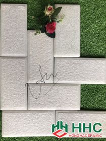 Đá thẻ 10x20 tự nhiên ốp tường quận tân bình