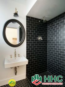 Gạch thẻ màu đen ốp tường sang trọng