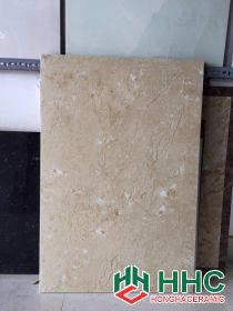 Đá bóng toàn phần 60x90 Royal. giá rẻ