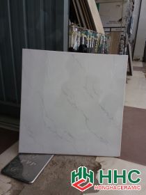 Gạch 40x40 còn 800 mét thanh lý