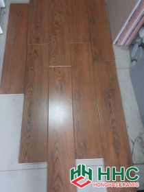 Gạch sàn gỗ 15x80 đẹp