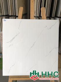 Gạch 60x60 lát nền phòng khách trắng vân khói HHTTV26