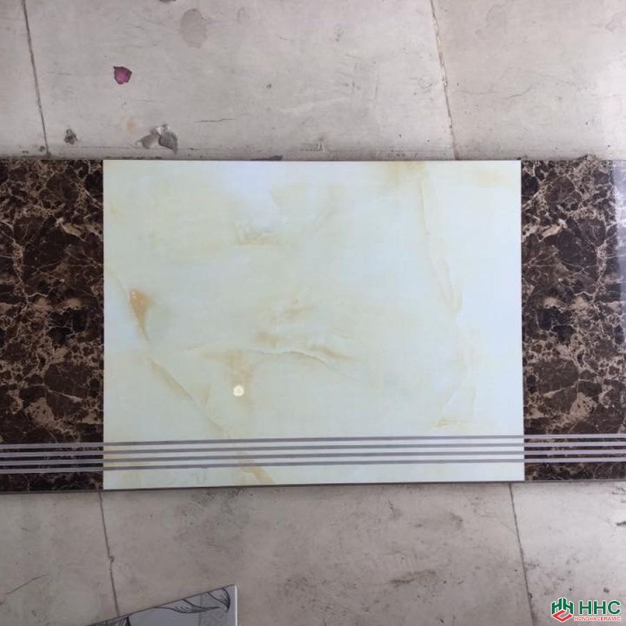 Gạch cầu thang 7D cao cấp