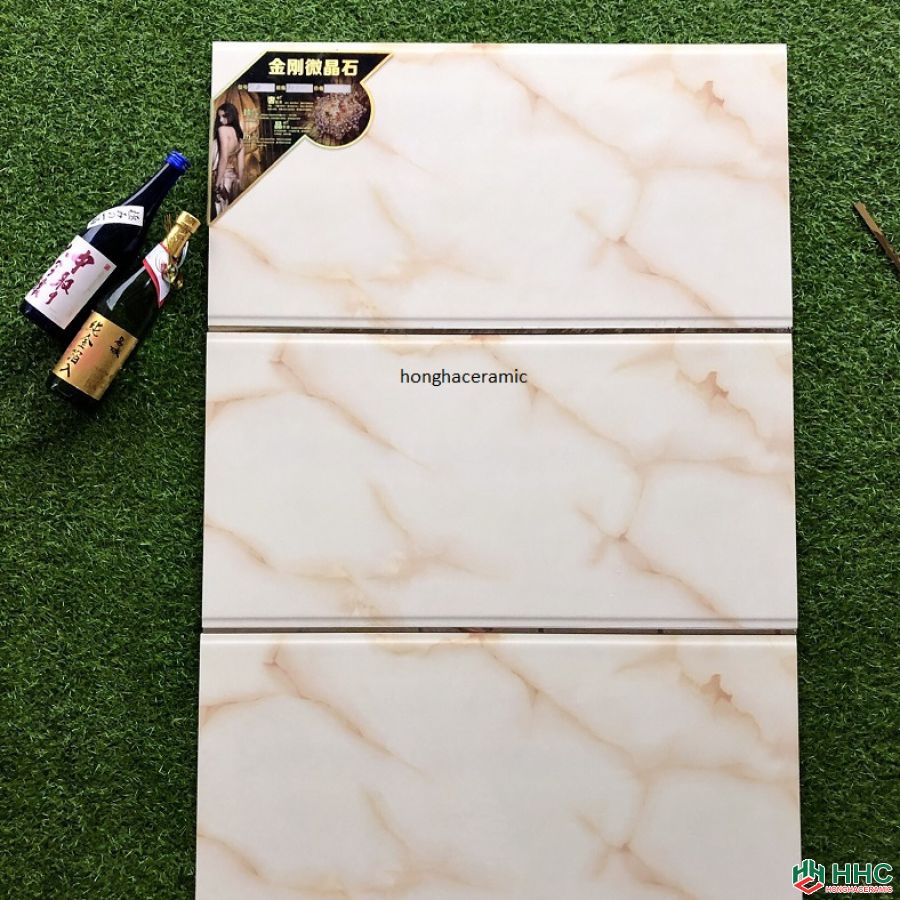 Gạch ốp tường 40x80 đẹp hhc80351