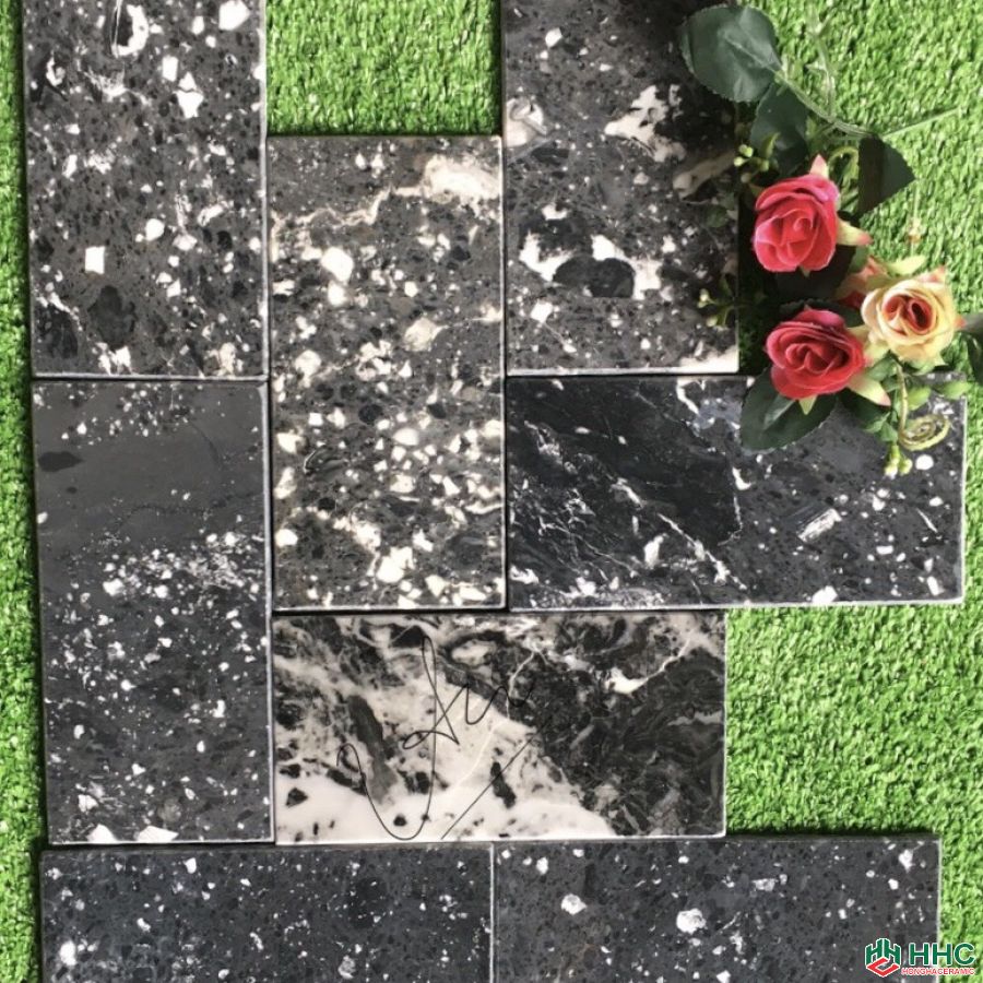 Đá tự nhiên 10x20 trang trí bếp