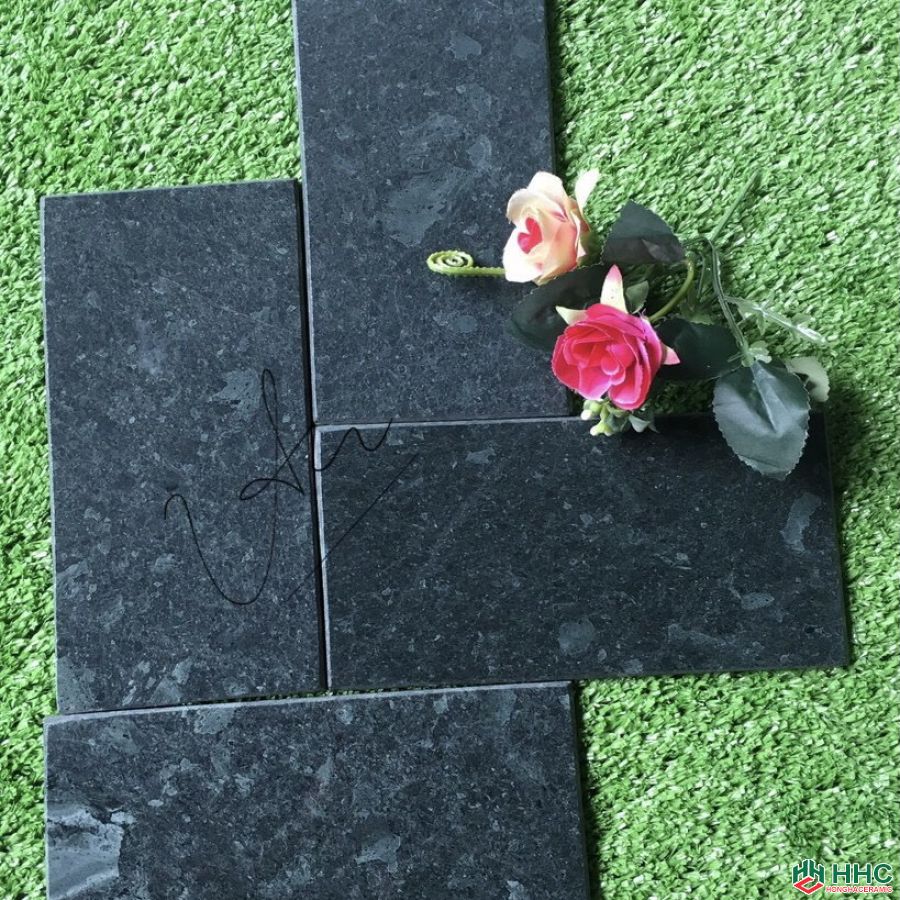 Đá thẻ 10x20 xanh đen