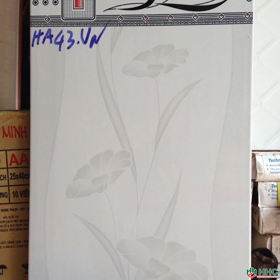 Gạch 30x45 Tồn kho còn 200m giá 85n