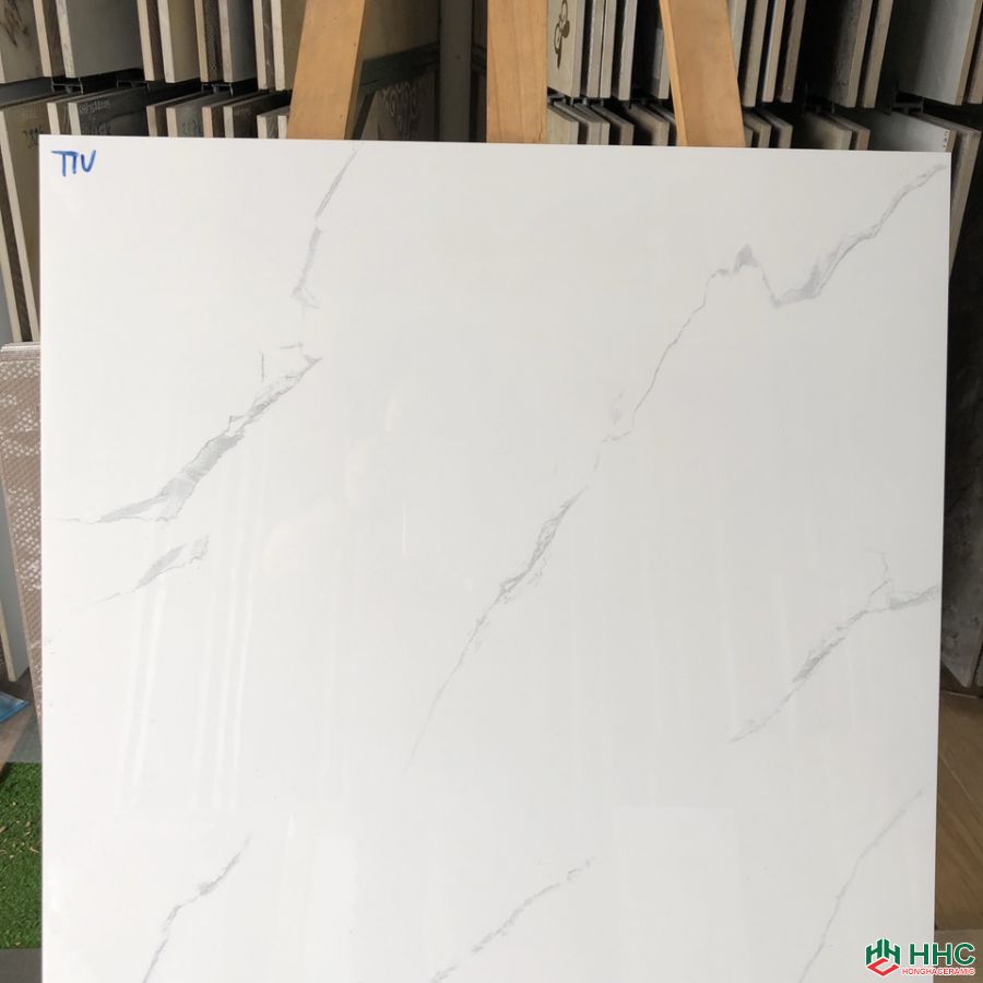 Gạch 60x60 lát nền phòng khách trắng vân khói HHTTV26